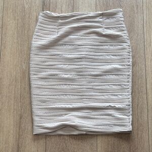 H&M Cream Textured Pencil Skirt
